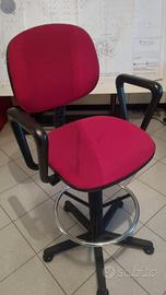 sgabello rosso imbottito 