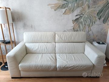 divano 2 sedute pelle colore panna