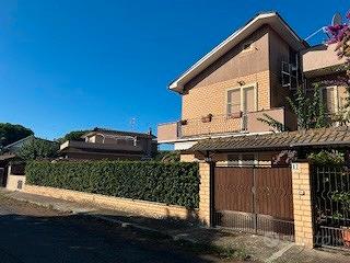 Villino in porzione di quadrifamiliare