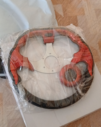 Manubrio per auto