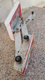 Supporto per motore fuoribordo