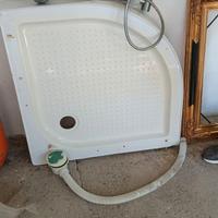 Piatto doccia per giardino