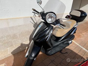 Beverly Tourer 300 Piaggio
