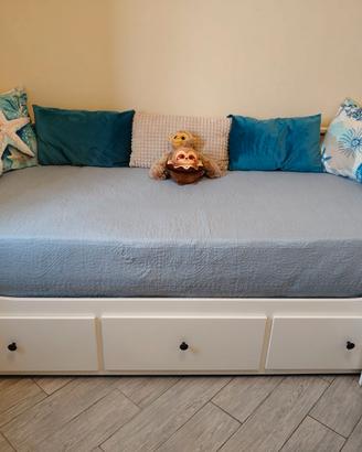 Letto Hemnes Ikea