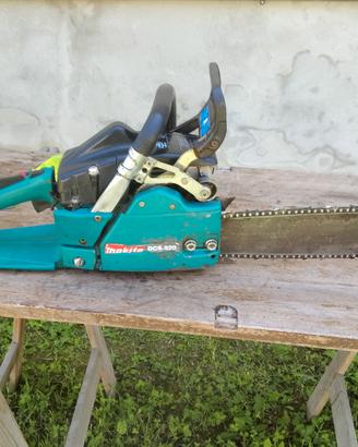 Makita DCS 520 motosega