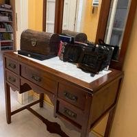 Mobili Stile Liberty