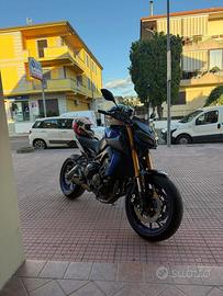 Mt 09 2017 11.000 km accessoriata