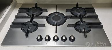 Piano cottura 5 fuochi Hotpoint Ariston