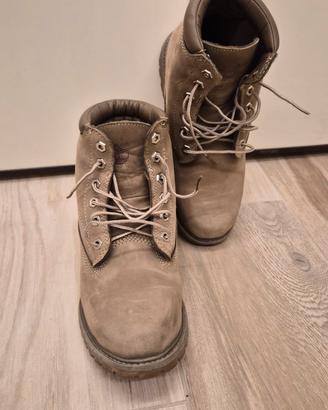Scarpe alte Timberland N.38,5