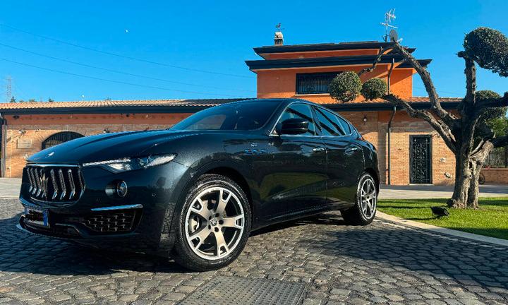 Maserati Levante 2.0mhev GT330cv NO VINCOLO FINANZ