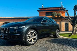 Maserati Levante 2.0mhev GT330cv NO VINCOLO FINANZ