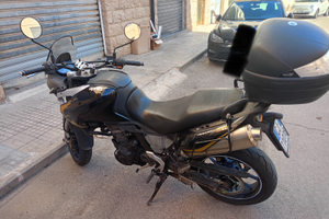 Aprilia Pegaso strada