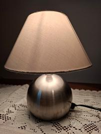 Lampada da comodino 