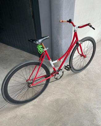Bicicletta a scatto fisso