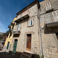 Mirabello- casa indipendente 115 mq con cantina