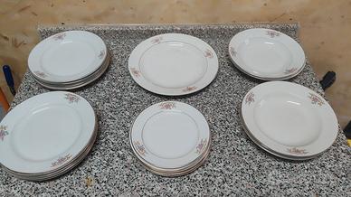 piatti in ceramica Laveno ( 22 pezzi)