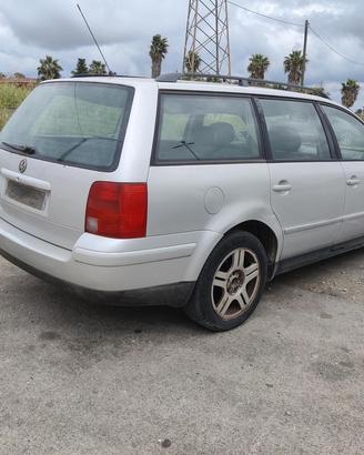 VW PASSAT VARIANT 3B5 1.9 TDI 115CV -Ricambi