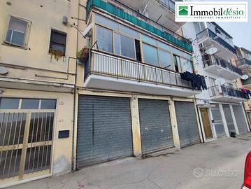 Appartamento di 146 m² con più di 5 locali e box a