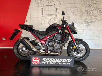Honda Hornet 750 35kW 2024