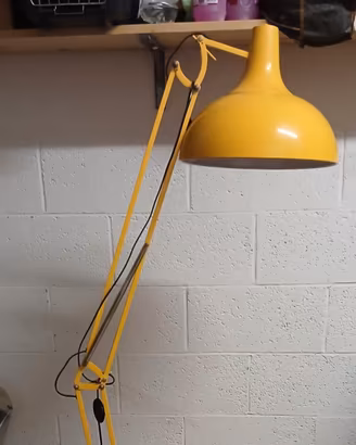 Lampada da terra vintage gialla