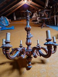 Lampadario vintage in legno 