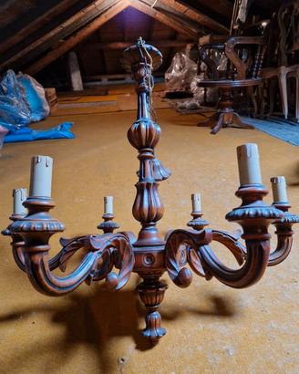 Lampadario vintage in legno 