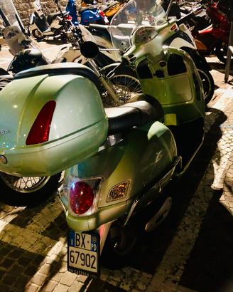 Vespa 200L GT 2003