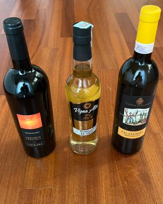 3 bottiglie -2 vino - 1 grappa