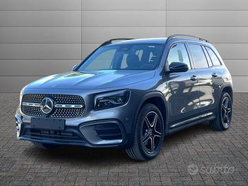 MERCEDES-BENZ GLB 200 d