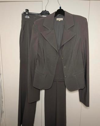 Completo giacca e pantalone