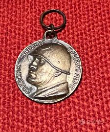 Medaglia Credere Obbedire Combattere