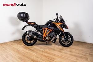 KTM 1290 SUPER DUKE GT - 2021