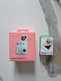 instax mini 12 con pellicole 