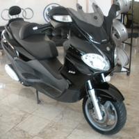 Piaggio X 9 EVOLUTION