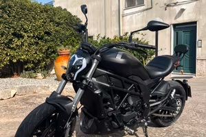 Benelli 502C | 8150 Km | Ottime condizoni | €4.500