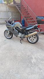 BMW 800