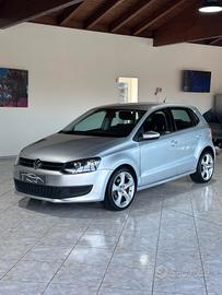 VOLKSWAGEN POLO 1.2 TDI DPF 5 p. COMFORTLINE 2011 
