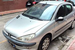Auto PEUGEOT 206 1.4 HDi eco (2A8HZF)