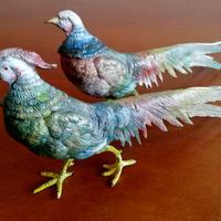 Coppia di statuette di fagiani in metallo