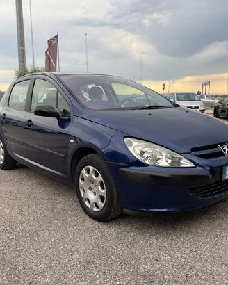 PEUGEOT 307 1.4 5p. XR