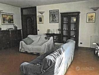 Immobile in asta di 198 m² con 3 locali a Arconate