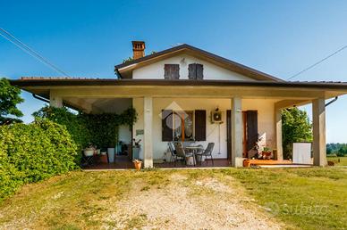 CASA INDIPENDENTE A CADELBOSCO DI SOPRA