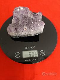 Drusa di Ametista 506 gr durezza 7 scala Mohs