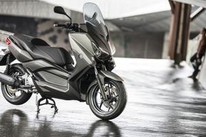 Yamaha X-Max 250