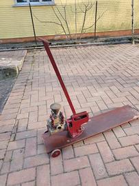 pompa da cantina vintage 