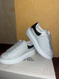Alexander Mcqueen