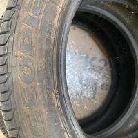 Pneumatici Bridgestone per Yaris Hybrid