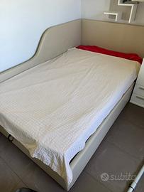 Letto piazza e 1/2, contenitore,in ecopelle beige