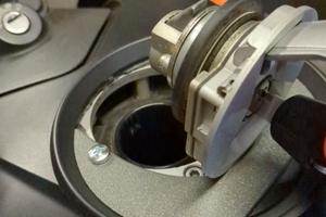 flangia givi tanklock ktm duke 690