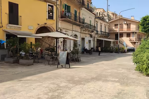 Locale commerciale a Modica centro